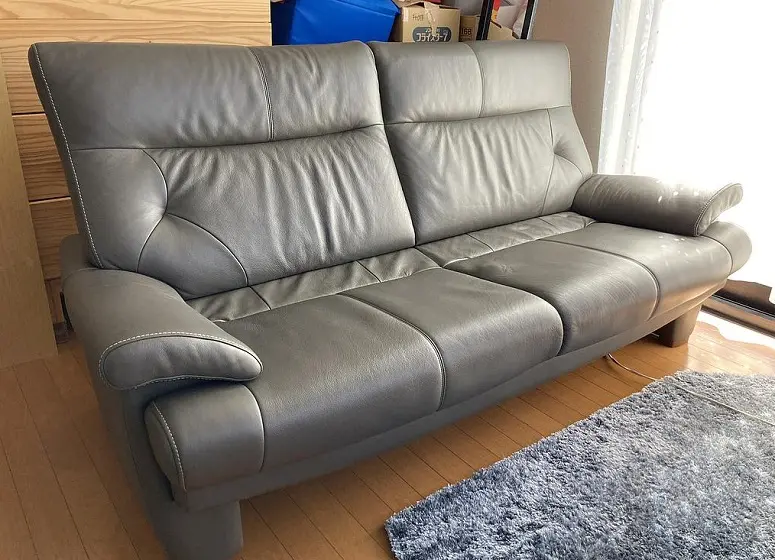 カリモクのソファは買取してもらえる！人気シリーズや買取相場を