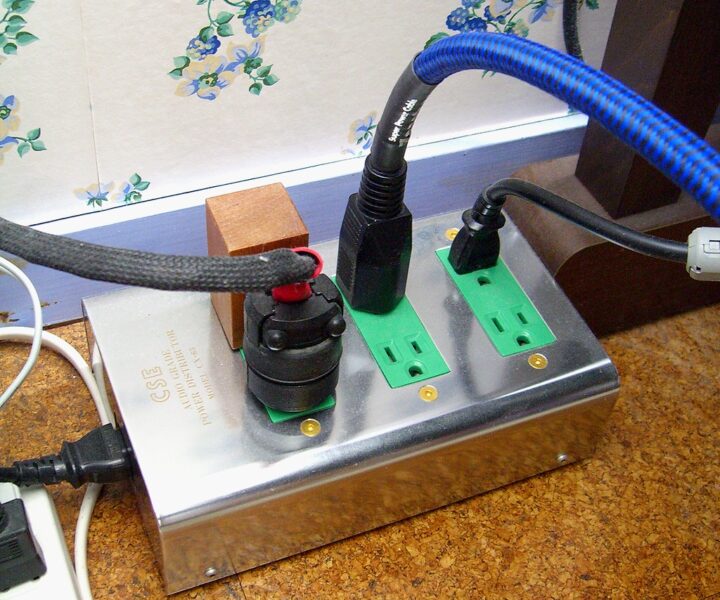 Zonotone 6NSP-1500 Meister スピーカーケーブル 購入レビュー