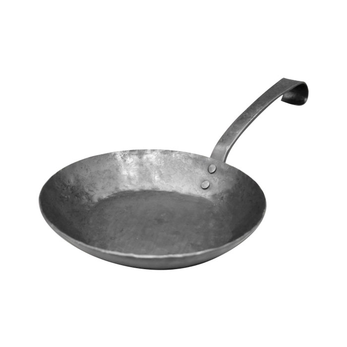 Millio 鍛造フライパン 20cm ショート 取寄品 - 大工道具・金物の専門
