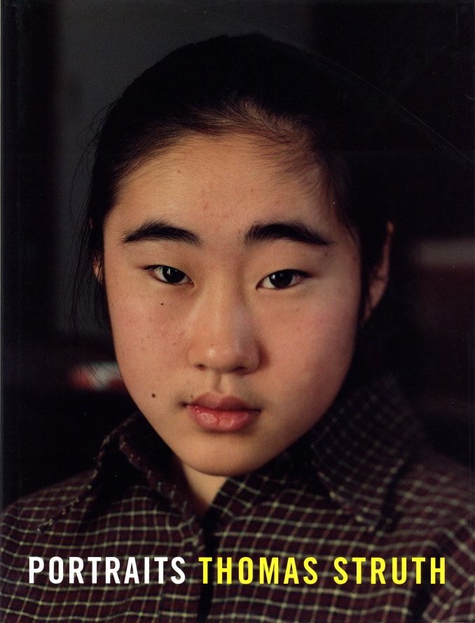 Portraits / Thomas Struth | 小宮山書店 KOMIYAMA TOKYO | 神保町