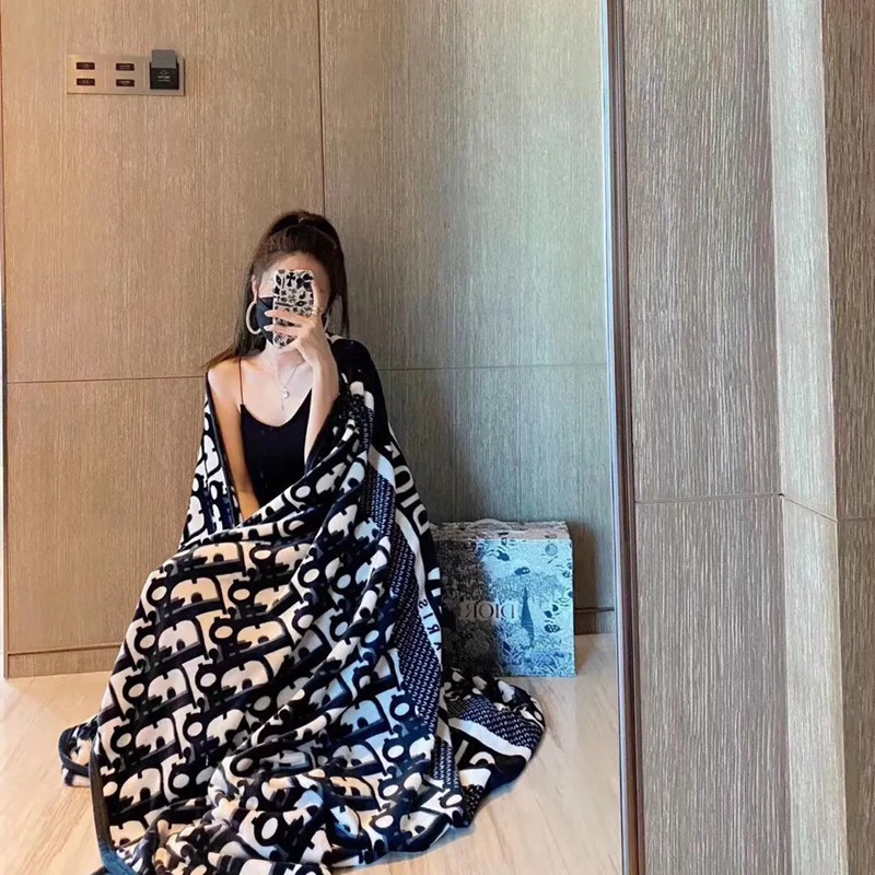 ディオール ファッション毛布 ブランドパロディDiorふわふわ 肌に