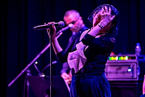 ライブレポート＞NOKKO、自身初の配信ライブをビルボードライブ東京で