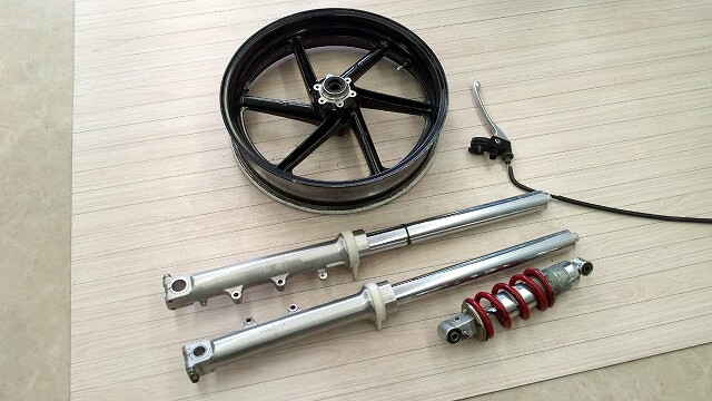 CBR400RR（NC29） 途中経過＆リアショック交換