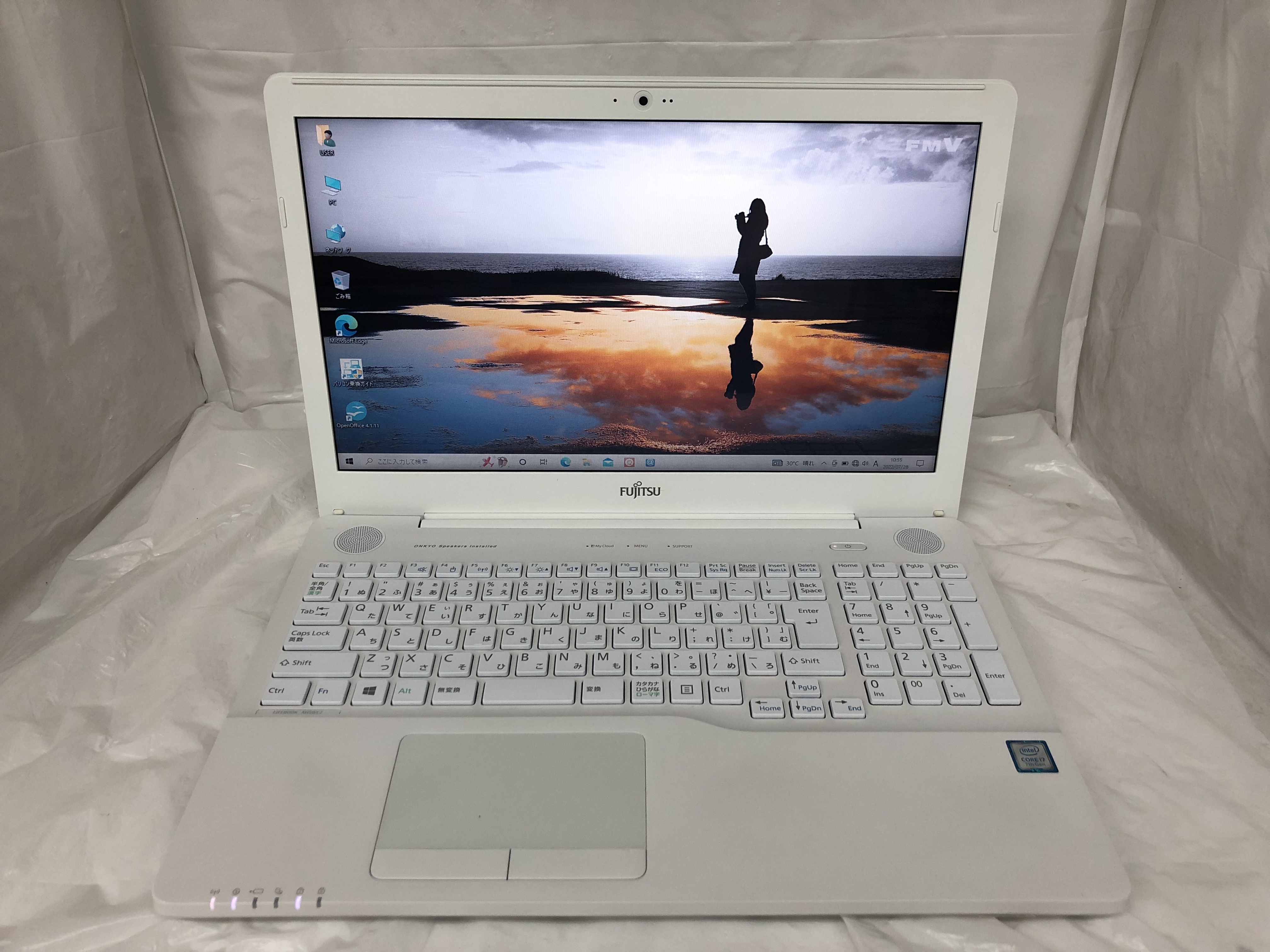 LIFEBOOK AH50/C2 プレミアムホワイト FUJITSU LIFEBOOK AH50/C2