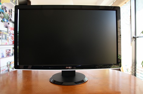 DELL 24インチ液晶モニタST2410レビュー(6)各パーツをチェックする