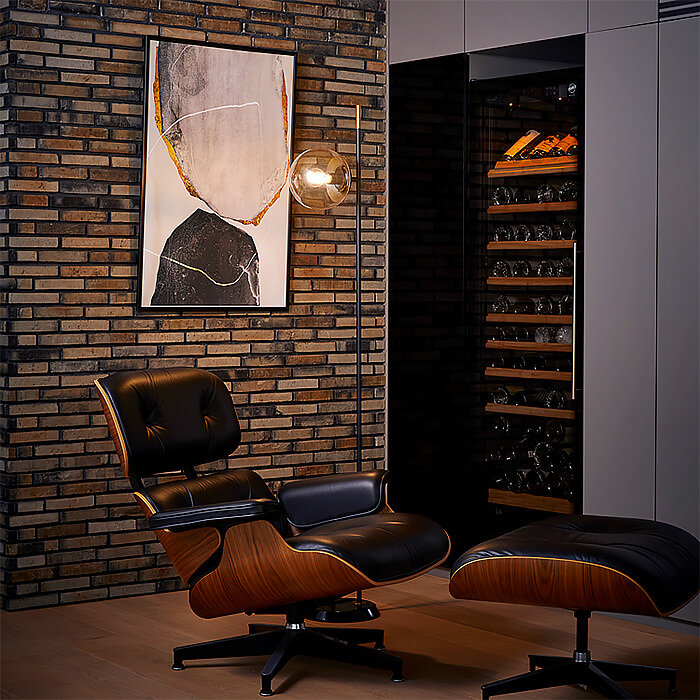 ミッドセンチュリーインテリアによく似合うスタンドライト｜リビング