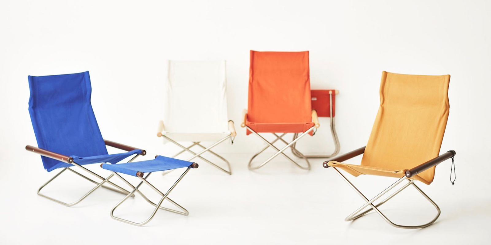 ニーチェアエックス ダークブラウン × ホワイト | D&DEPARTMENT