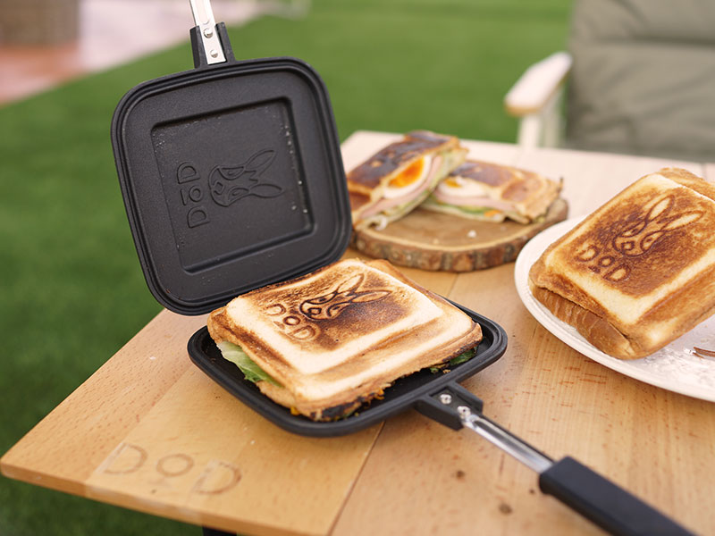 うさサンドメーカー（ブラック） US1-713-BK - DOD（ディーオーディー