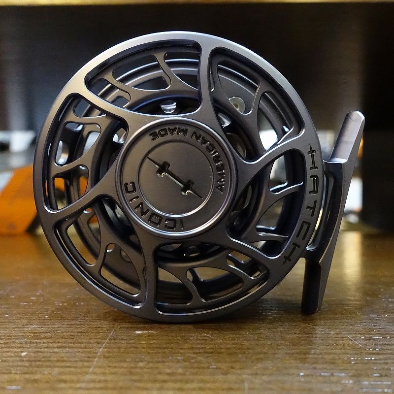 HATCH】ICONIC 3 PLUS REEL LA - GREY/BLACK
