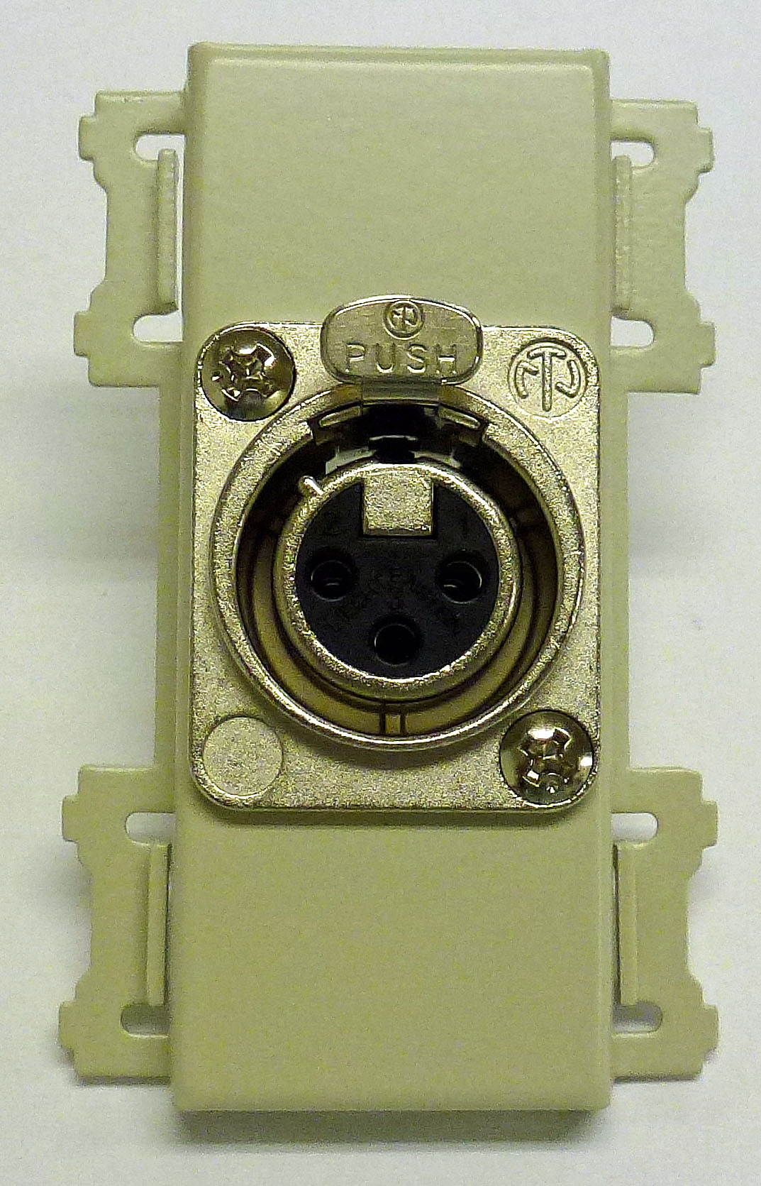 カナレ 壁用AVコンセント ノイトリック音声端子 CP-3X1DS-I 商品詳細