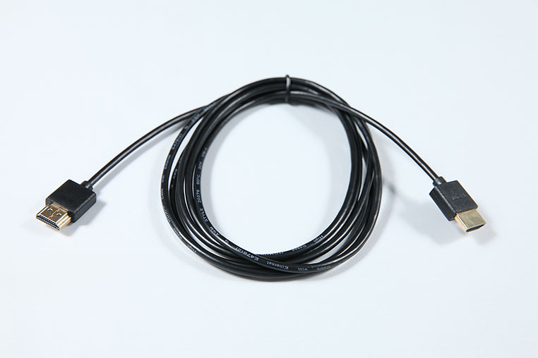 地デジチューナーと車のモニターとの接続・配線方法は？