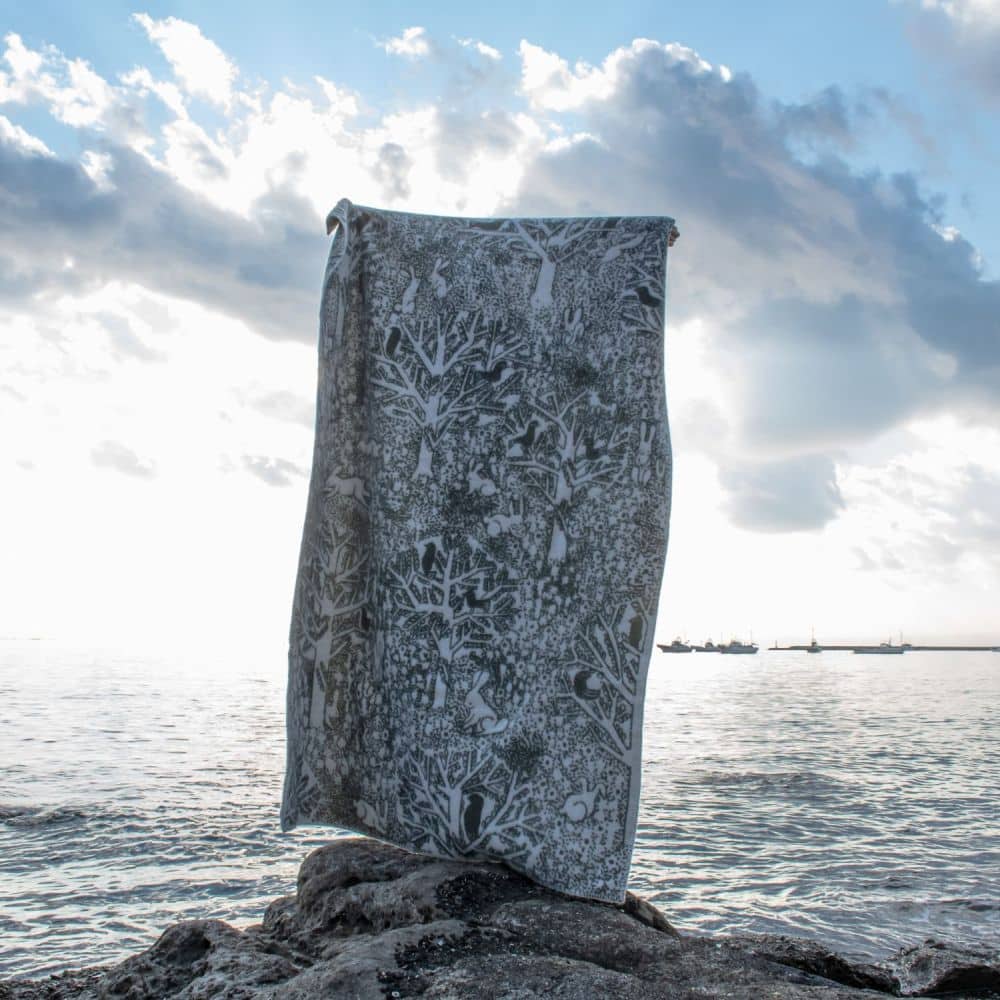 KLIPPAN/クリッパン ウール シングルブランケット rabbits play, birds