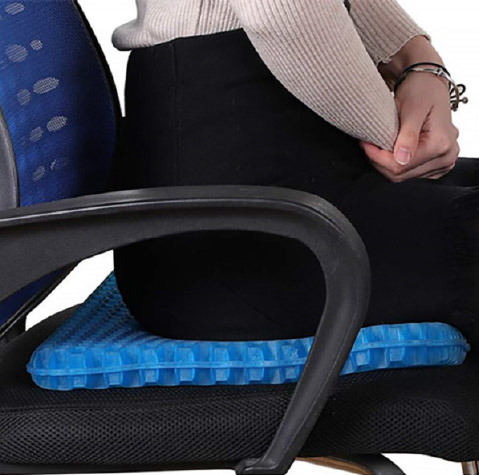 トレードワン 80002ﾊﾆｶﾑｹﾞﾙｸﾂｼﾖﾝ ハニカムゲルクッション |エディオン