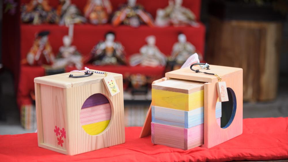 里山のひな祭りで女の子をEnjoy! 遊山箱もって着物でウキウキ旅 | 特集