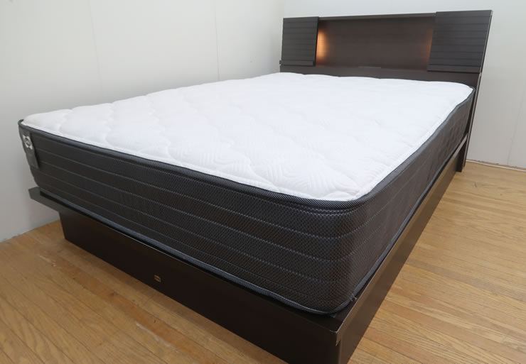 東京でシーリー クラウンジュエル ベリルシングルベッドのベッド