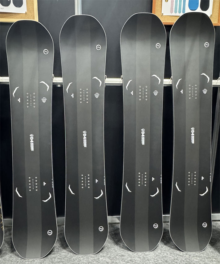 25-26 ノベンバー スノーボード NOVEMBER D4 ディフォー D FOUR 147cm