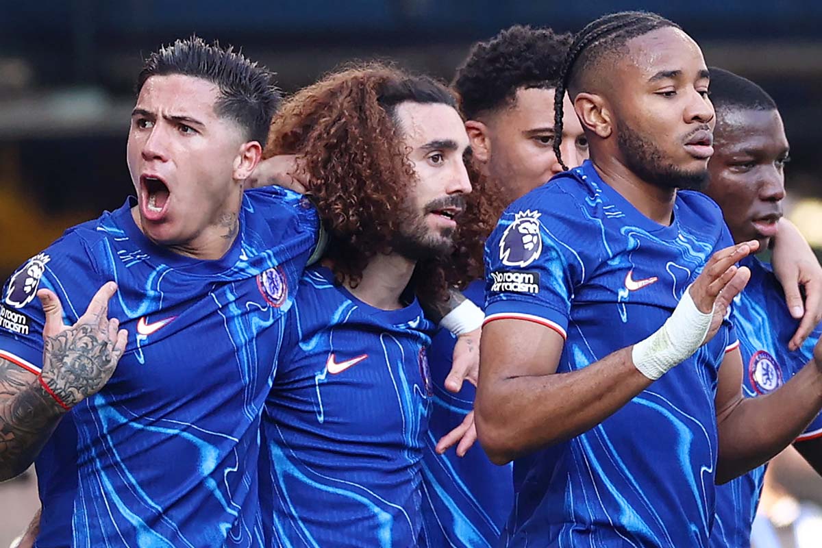 チェルシーが“黒”を基調とした新サードユニフォームを発表！初めて