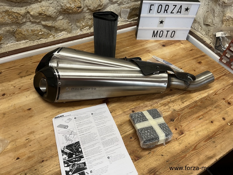 Ducati Performance Homologated stainless silencer for Diavel