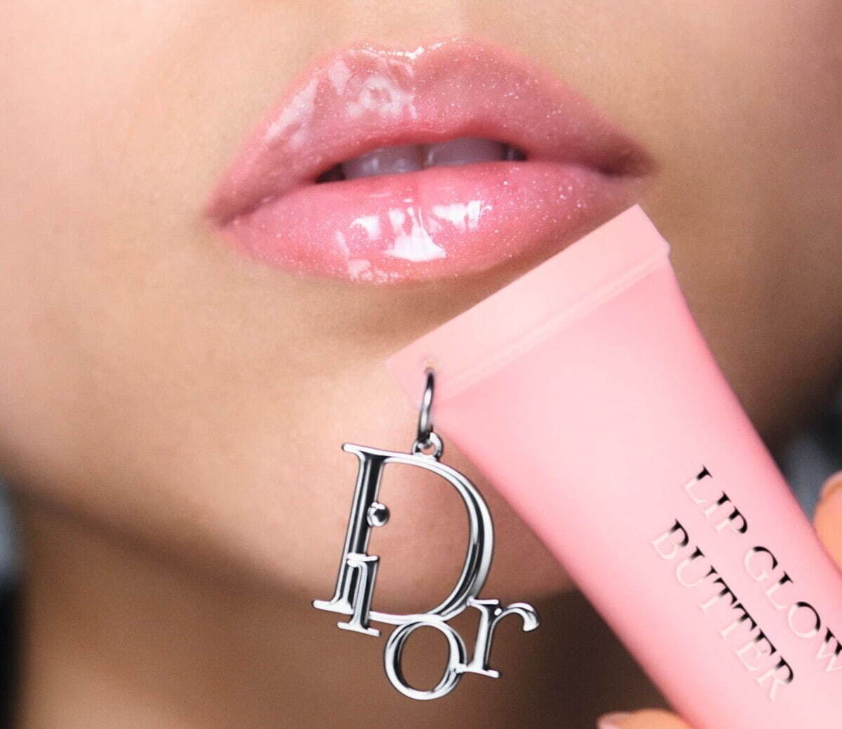 ディオールのロゴチャーム付き「リップ グロウ バター」新感覚リップ