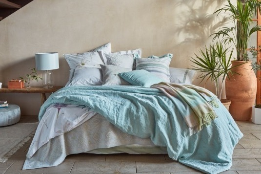 ZARA HOME18春夏新作ベッド＆クッションカバー、トンボやイチョウを