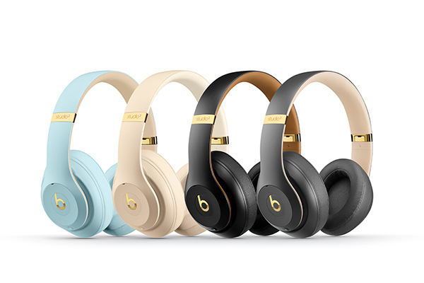 Beats by Dr. Dreのワイヤレスヘッドフォンに新色 - クリスタルブルー