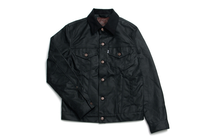 リーバイスとフィルソンがコラボ！着るほどに味わい深いオイル加工