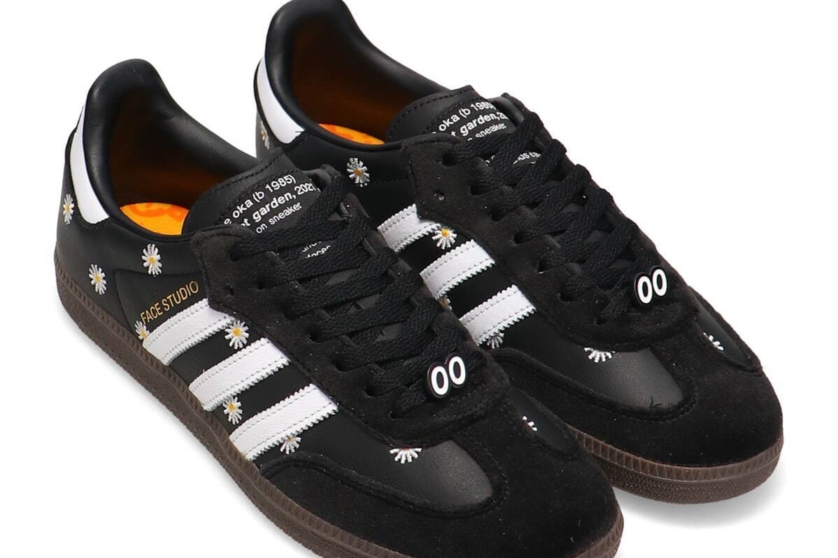 アトモス別注アディダス オリジナルス「サンバ」“花＆目や口”を配した
