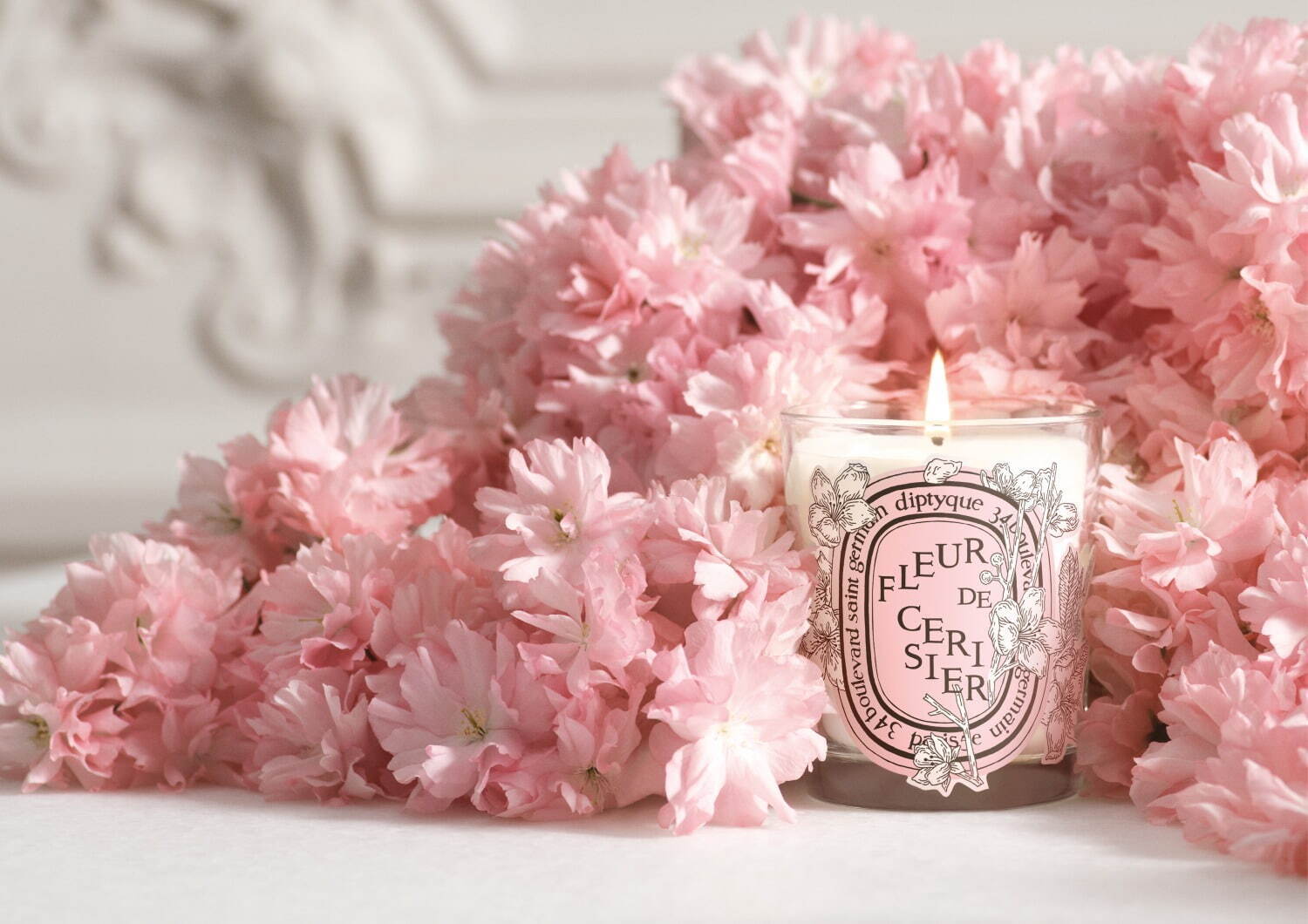 ディプティック“満開のさくら着想”のフレグランスキャンドル、ムスク