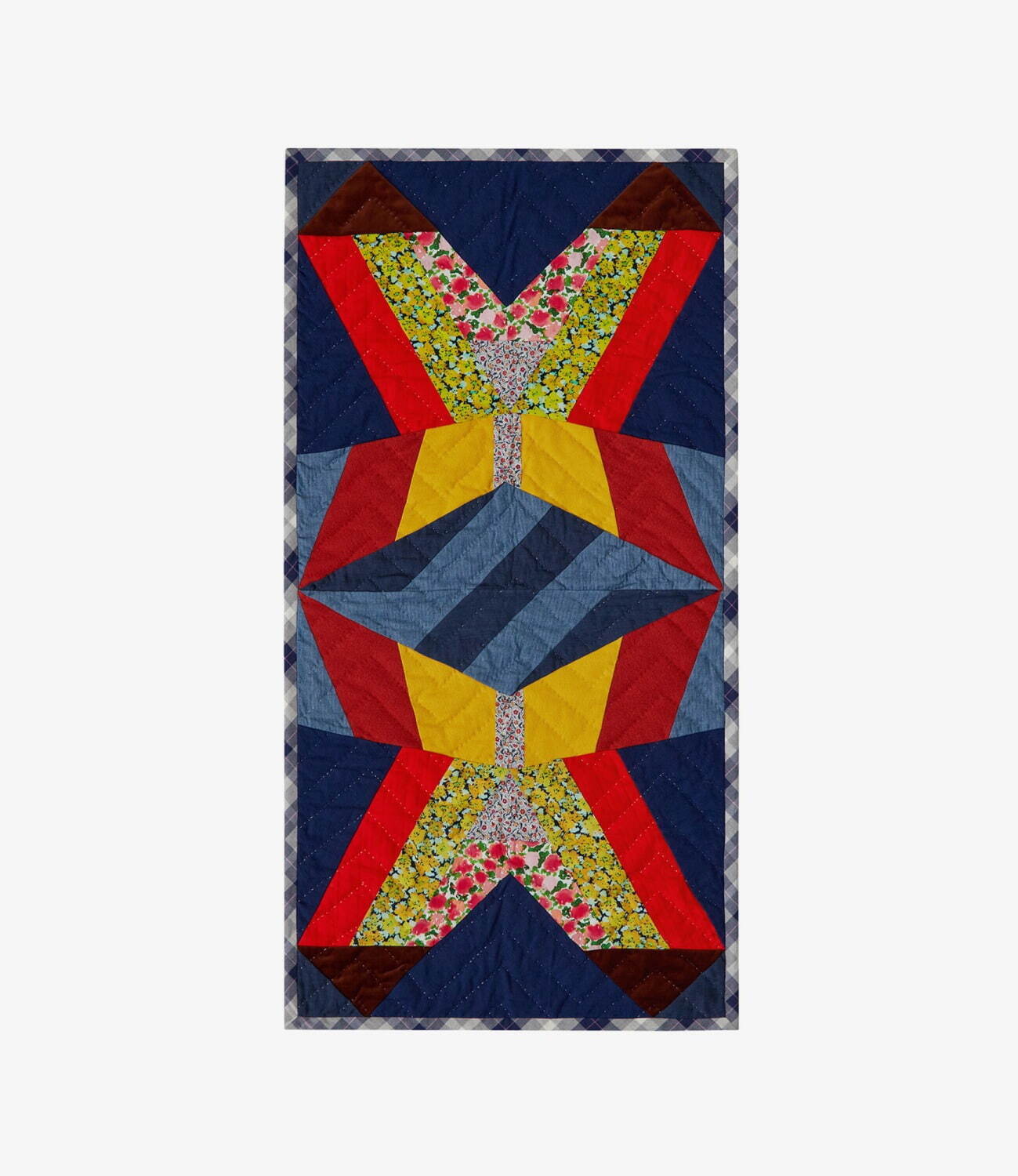 A.P.C.“蝶の羽”色クッション＆キルト、花柄×ギンガムチェックをパッチ