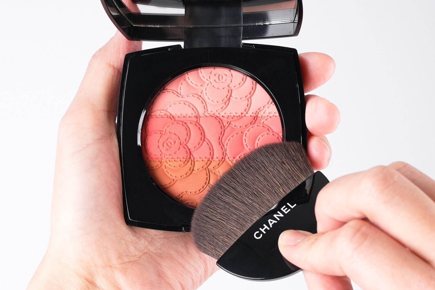 2025年春コスメ＜チーク編＞人気デパコス・プチプラの血色感チークを