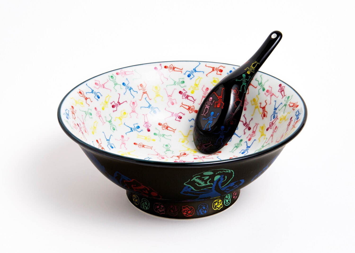 美濃焼“どんぶり”の企画展「ラーメンどんぶり展」ヒグチユウコや横尾