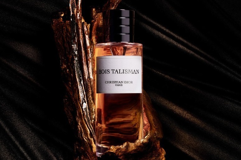 メゾン クリスチャン ディオールの新香水「ルージュ トラファルガー