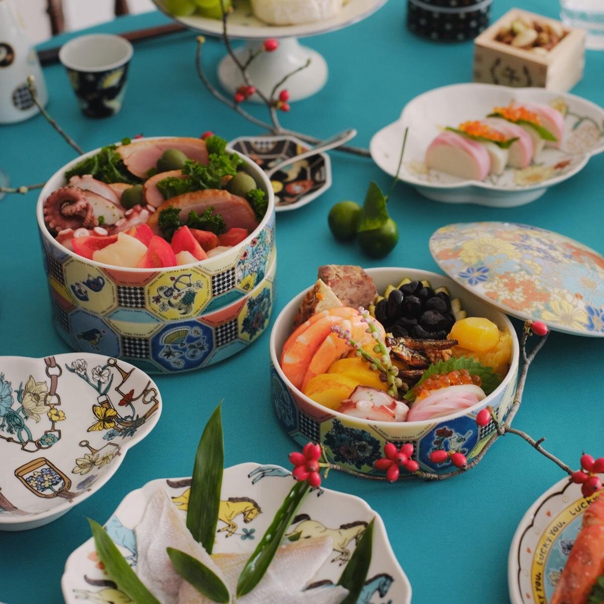 アフタヌーンティー・リビング”馬具”モチーフのカラフル食器、ナタリー