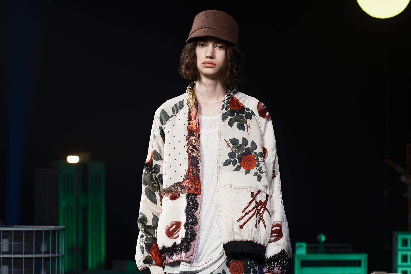 アンダーカバー(UNDERCOVER) コレクション - ファッションプレス