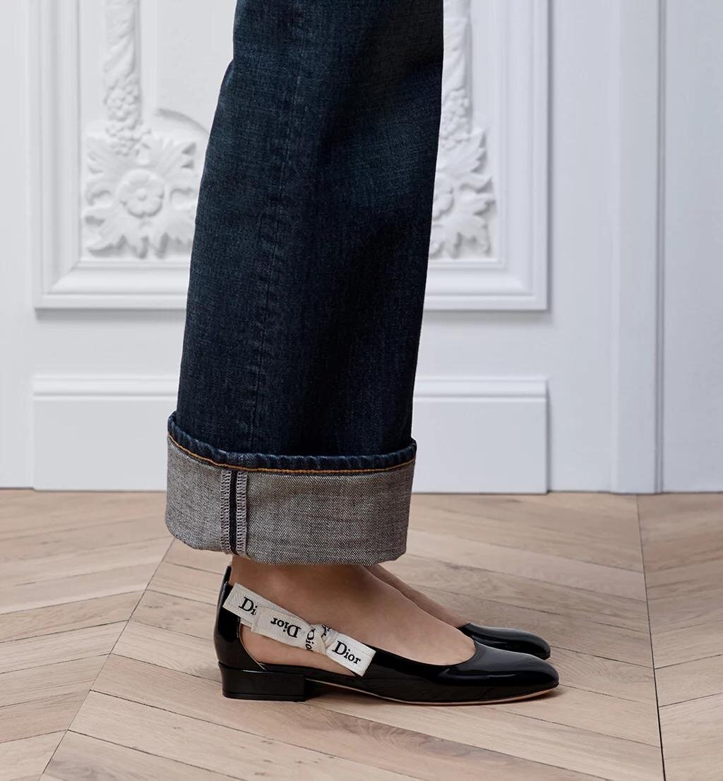 ディオール“Dior刺繍入り”モノトーンリボンのバレエシューズ＆パンプス