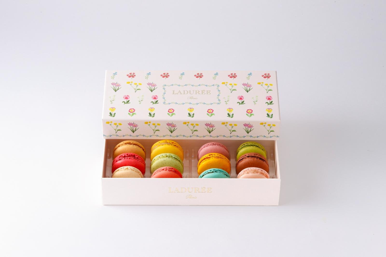 ラデュレ26年ホワイトデー＆イースター、“春の花々”描いたパステル