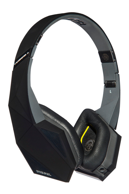 近未来的デザインのヘッドフォン - ディーゼルとMONSTERがコラボ