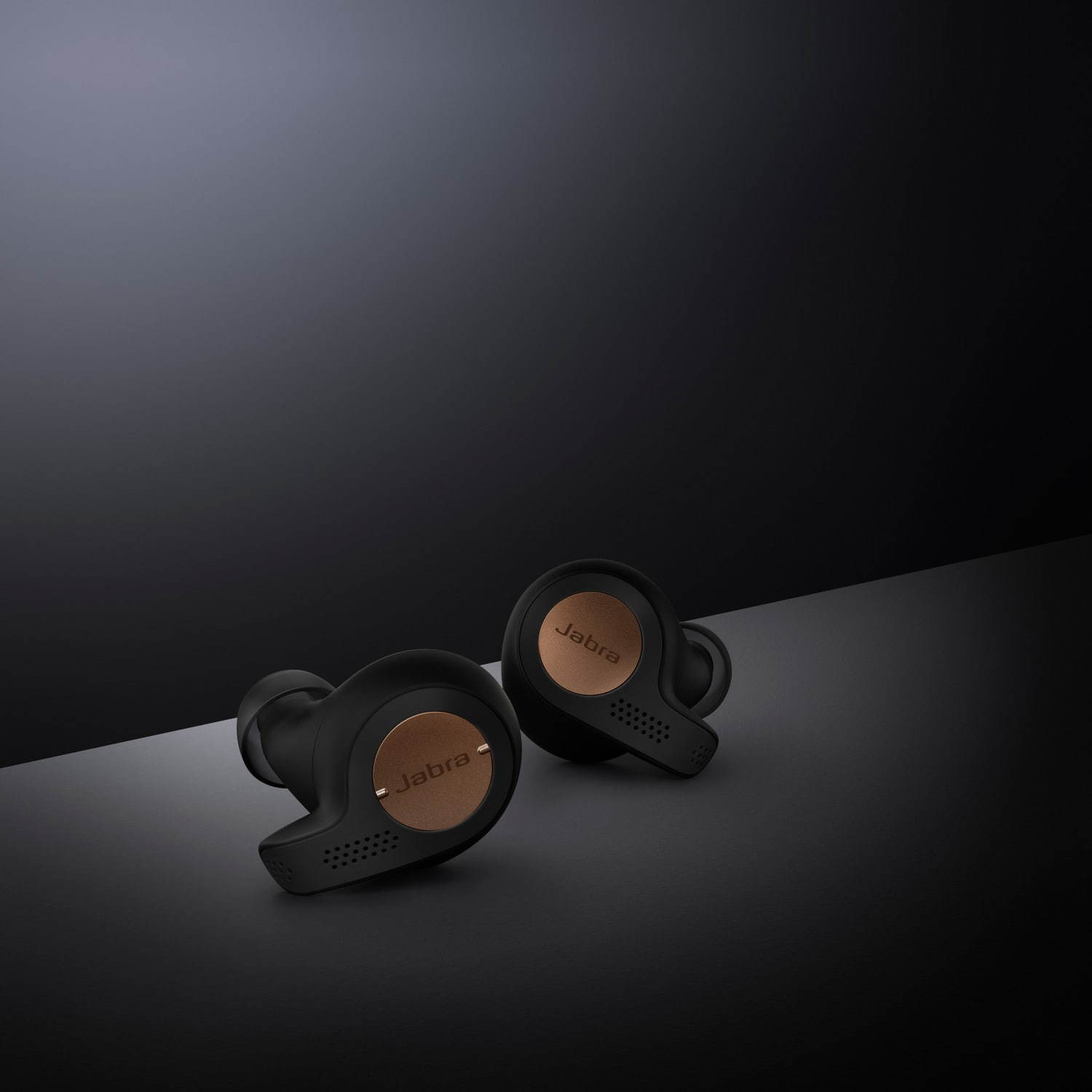 デンマーク発・ジャブラの完全ワイヤレスイヤホン「エリートアクティブ