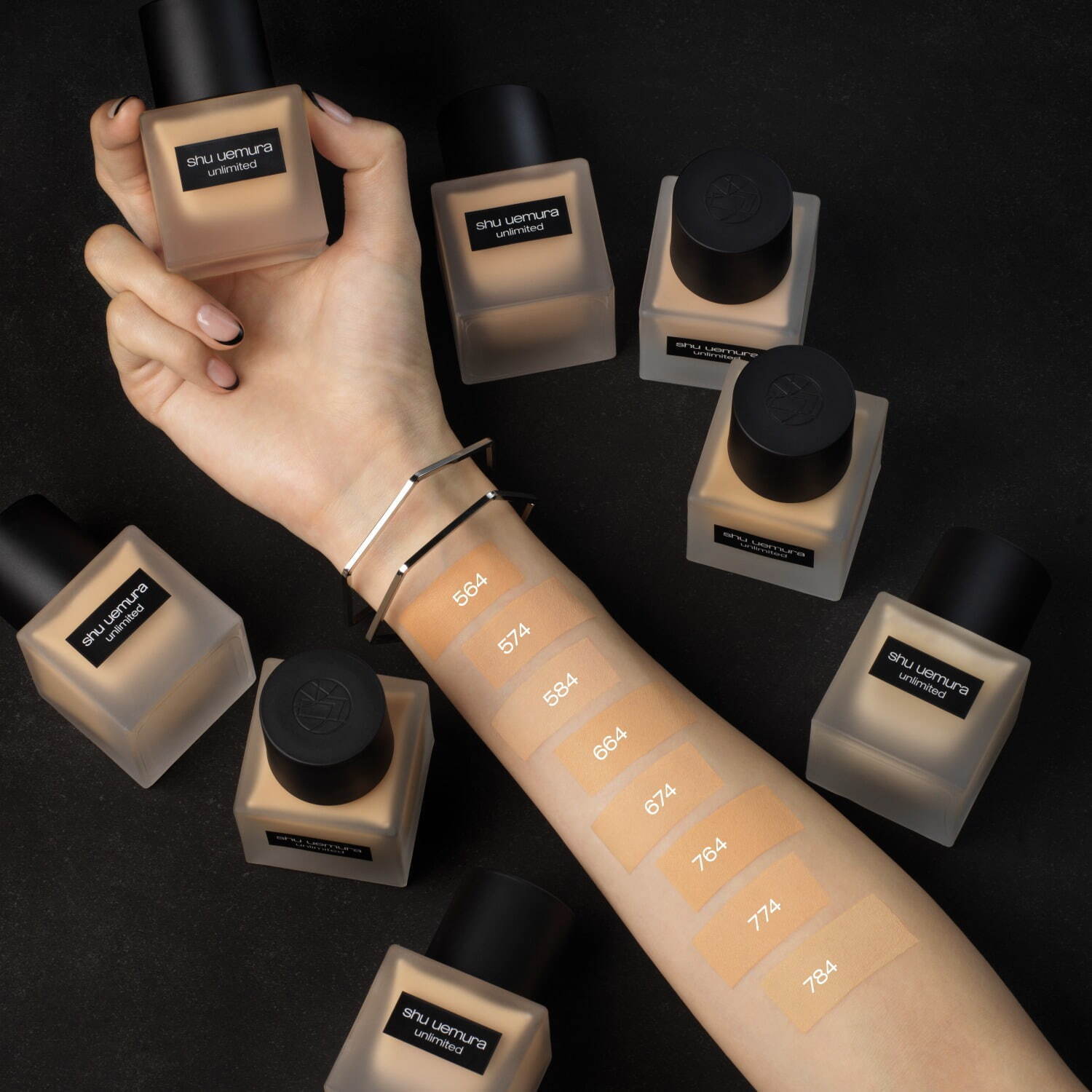 シュウ ウエムラ「アンリミテッド ラスティング フルイド」“メイク崩れ