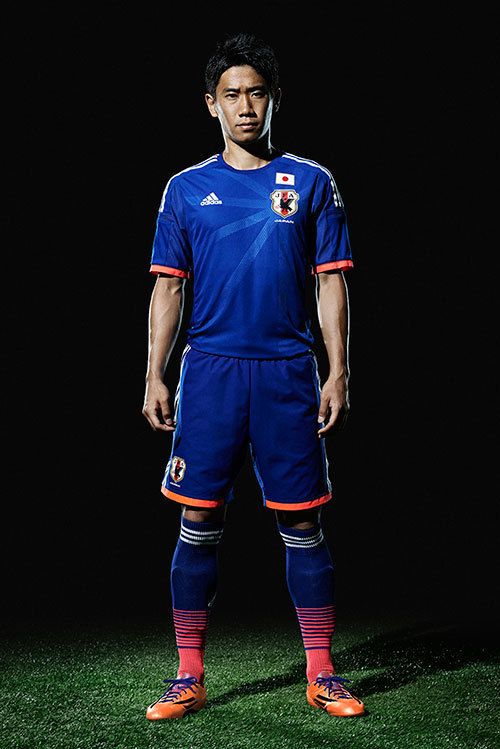 アディダスがサッカー日本代表のユニフォームをデザイン - サムライ