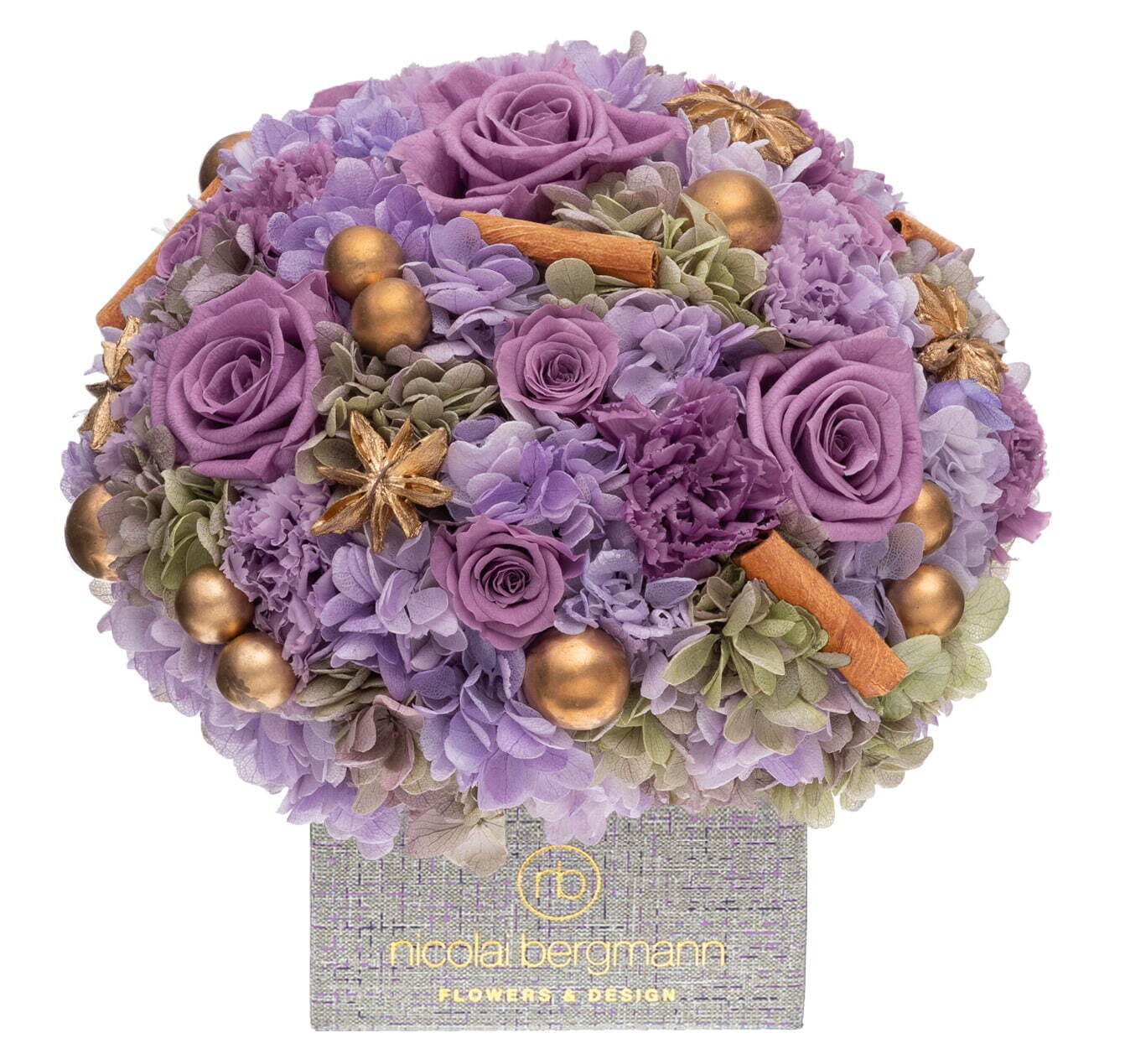 ニコライ バーグマン“クリスマスカラー”のフラワーボックス、赤い花々