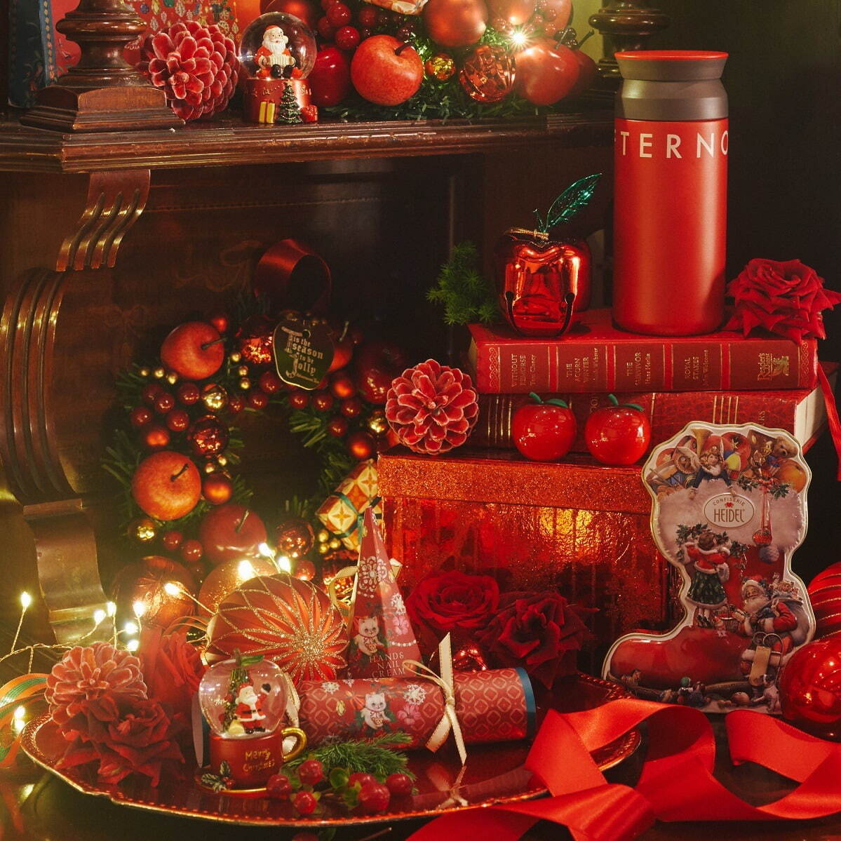 アフタヌーンティー・リビングのクリスマス、アップル型スノードーム