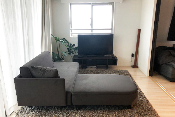 UK 2.5人掛け + UK スツールラウンド | お客様の声 | ソファ専門店