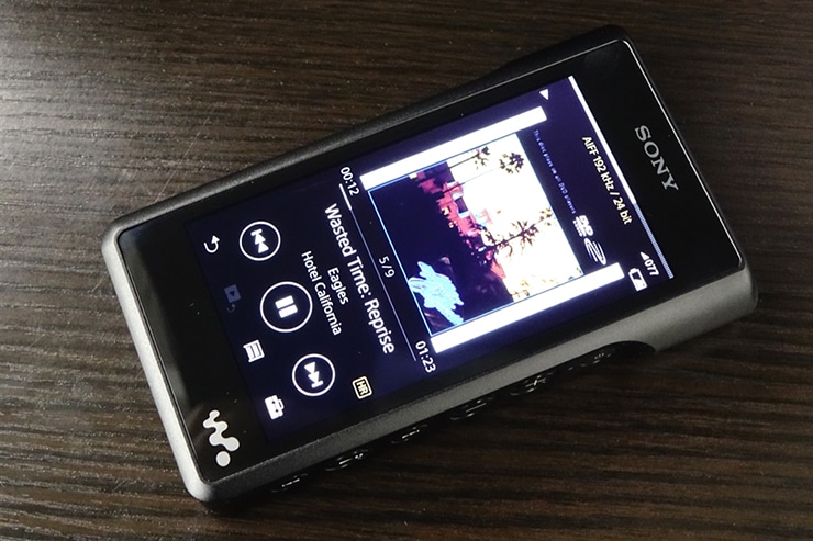 ソニーの新型ハイエンドウォークマンを、今さらプロの耳でじっくりと