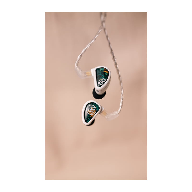 64 AUDIO Fourte Blanc [64A-7266] 買取価格｜フジヤエービック