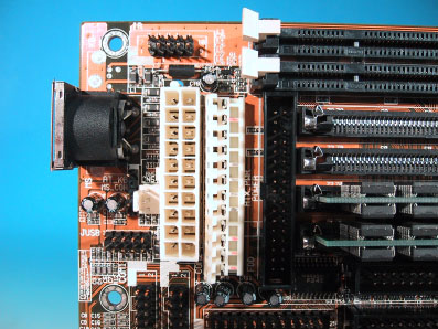 マザーボードミュージアム FIC VA503+