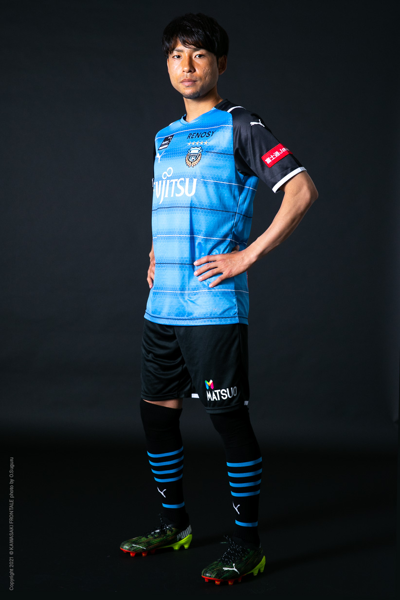 FW11/小林 悠選手 | 選手・スタッフプロフィール2021 : KAWASAKI FRONTALE