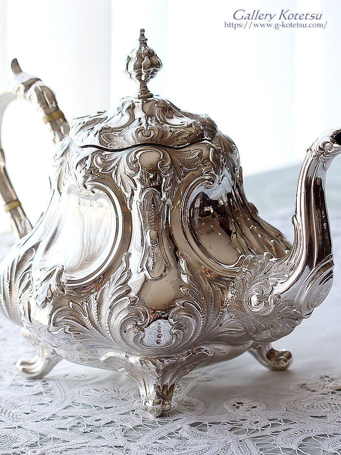 Welcome to ギャラリー虎徹 WEB