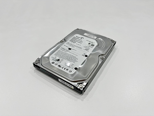 ハードディスク(HDD)・SSD・LTO出張破壊サービス｜オフィス家具（中古