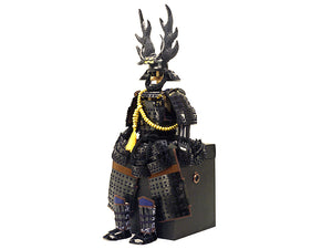 五月人形 鎧 / 鈴甲子雄山 / 本多忠勝10号 – 人形の鯉徳 オンライン